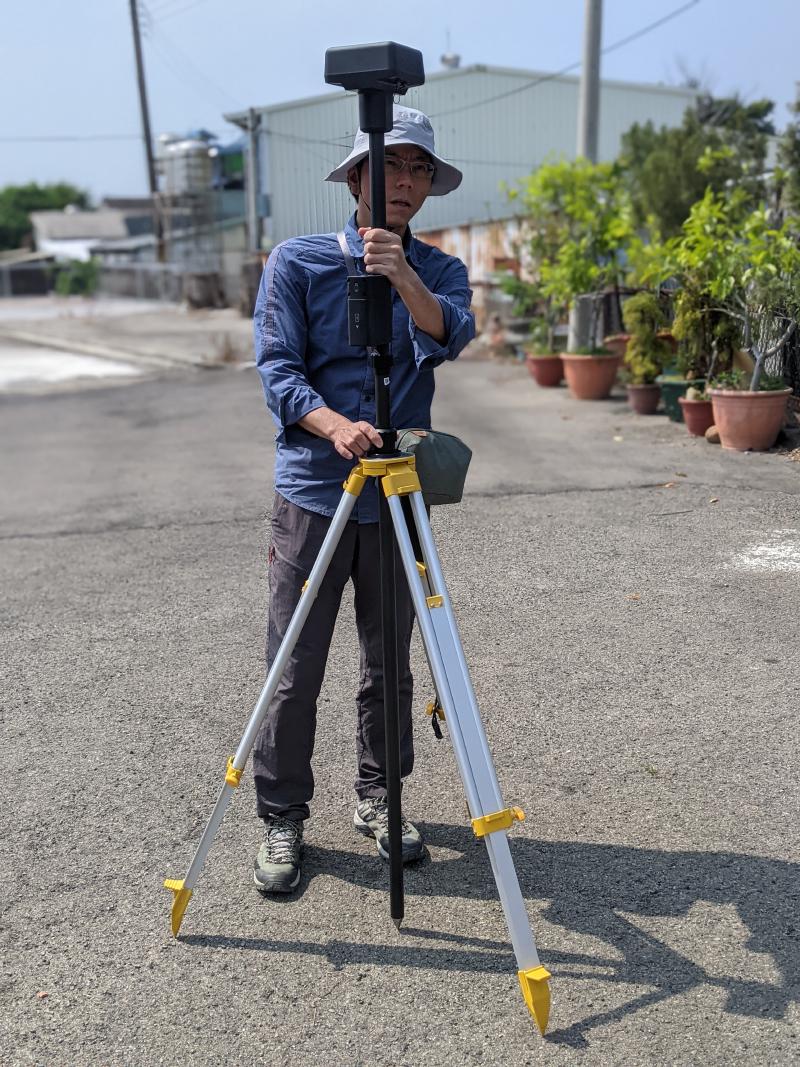 圖 3：架設 RTK 設備