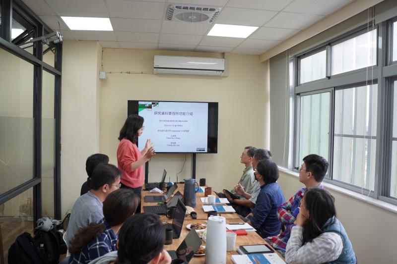 CIRES團隊與研究資料寄存所團隊的交流會。